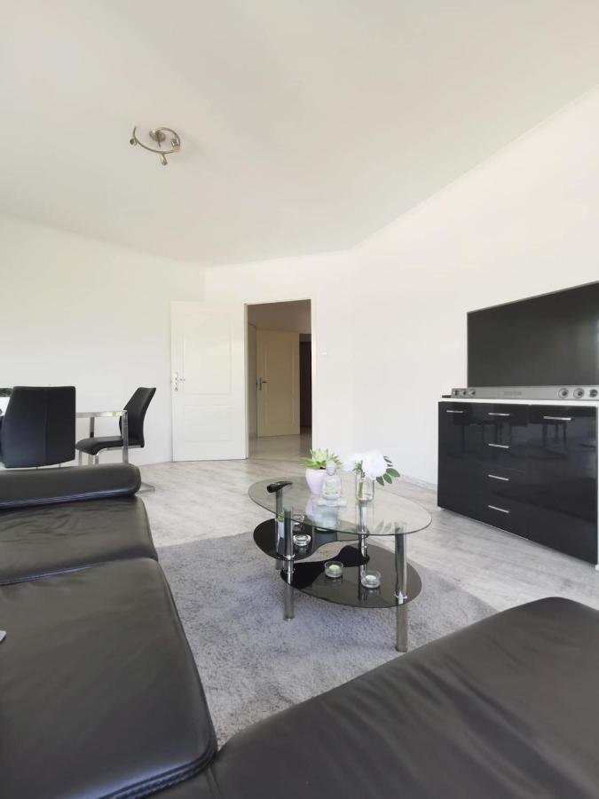 Bright, Spacious Apartment 3 Bedroom, Garage Budapest Esterno foto