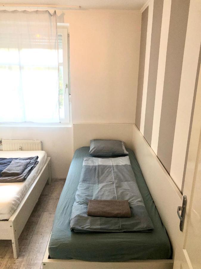 Bright, Spacious Apartment 3 Bedroom, Garage Budapest Esterno foto